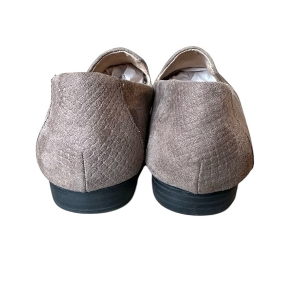 Me Too Sutton Flats in Desert Taupe Size 8 - Picture 4 of 6